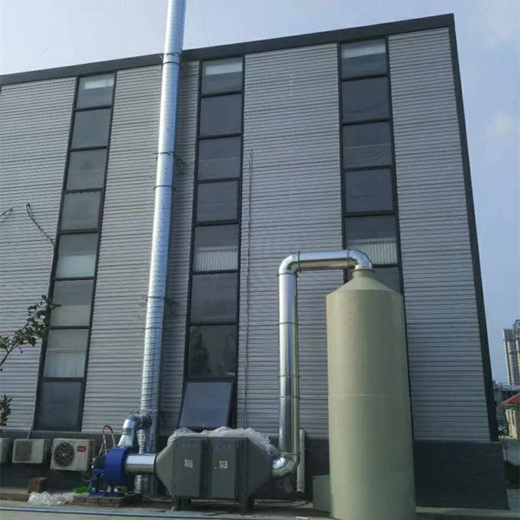    酸氣廢氣處理采用水噴淋塔+UV光解廢氣凈化組合來對廢氣進行凈化，適合于連續(xù)和間歇排放廢氣的治理；