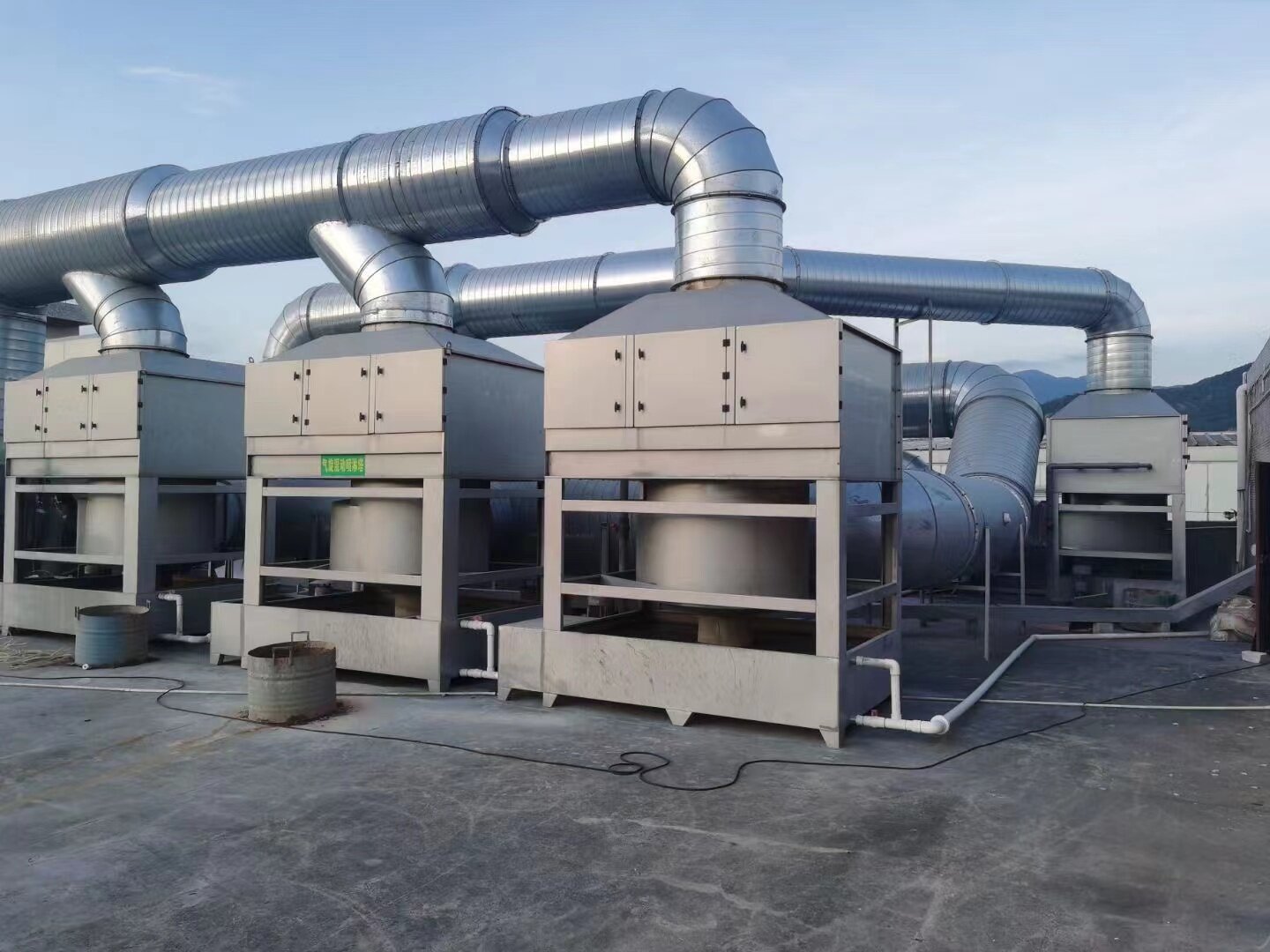 實驗室廢氣處理方法 實驗室小氣量廢氣治理辦法 實驗室臭味凈化方法 實驗室廢氣處理方法 實驗室小氣量廢氣治理辦法 實驗室臭味凈化方法