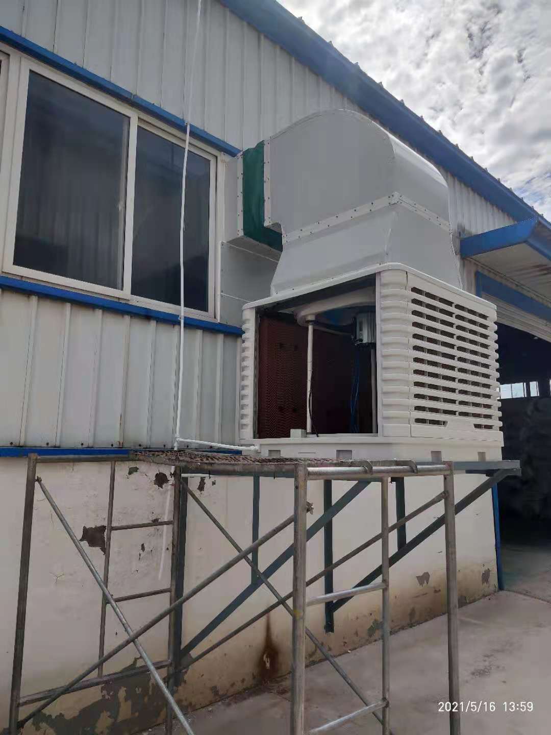 門窗廠降溫怎么做？工廠送風(fēng)降溫案例